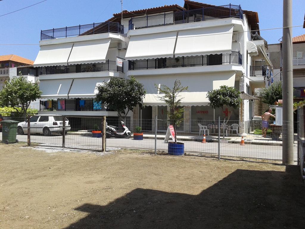 Apartments Stavroula Ηospitality Nea Nea Vrasna Exterior photo