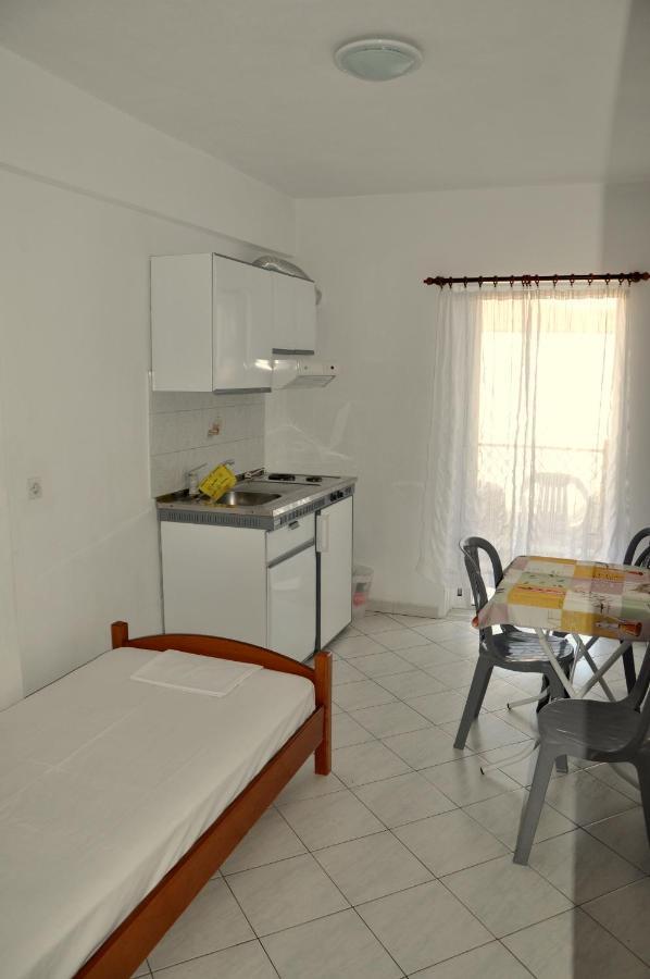 Apartments Stavroula Ηospitality Nea Nea Vrasna Room photo